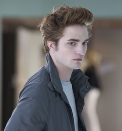 250px-edward-cullen-photo.png